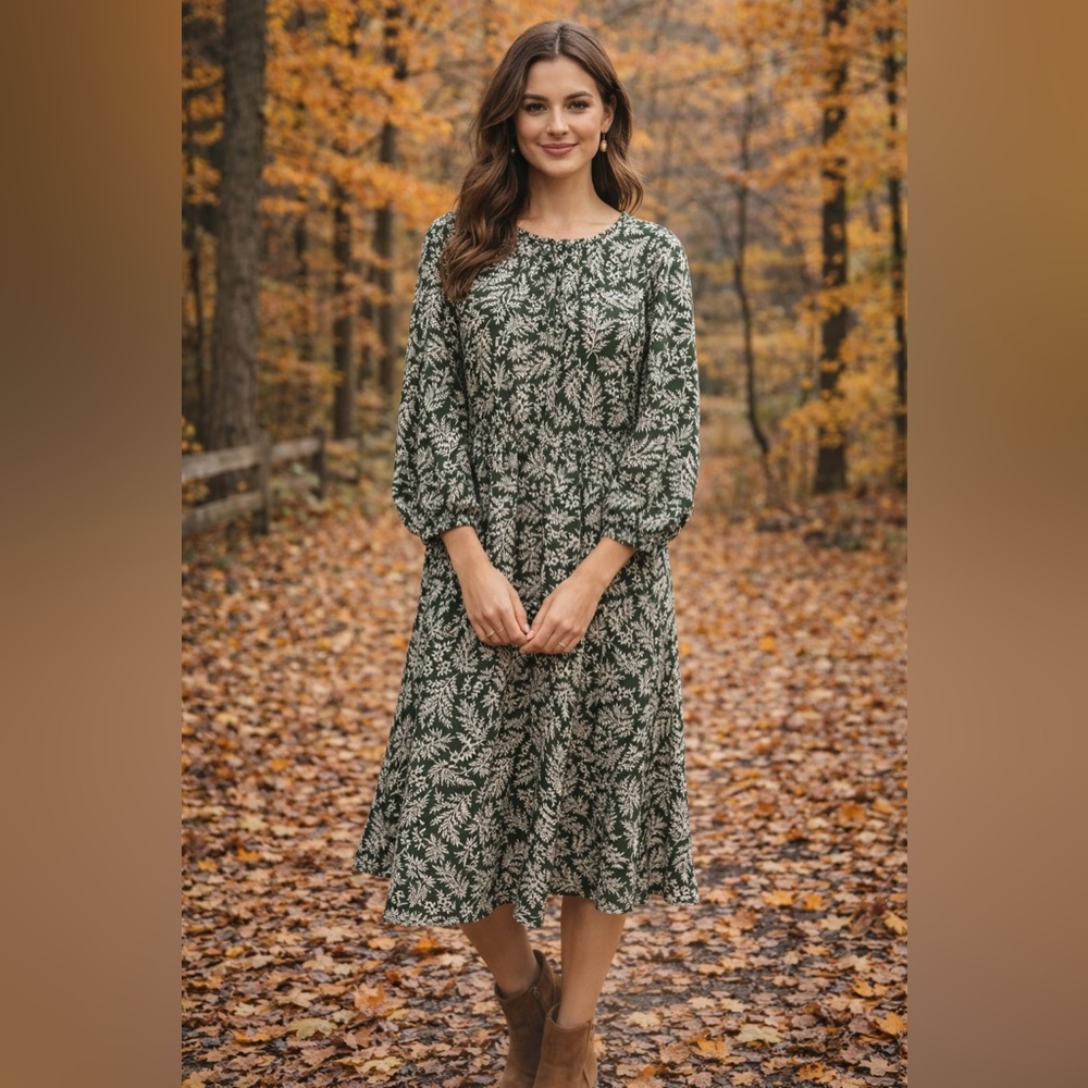 $5 bundle sale Old navy long sleeve floral dress- green- small